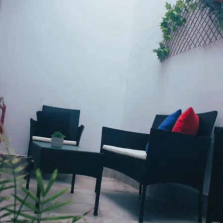 Apartamento Ohana Con Aparcamiento Gratuito, A 3 Minutos A Pie Del Teatro Mérida