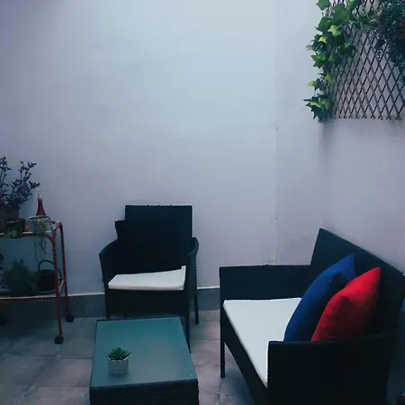 Ohana Con Aparcamiento Gratuito, A 3 Minutos A Pie Del Teatro Mérida