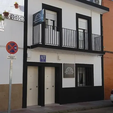 Apartamento Ohana Con Aparcamiento Gratuito, A 3 Minutos A Pie Del Teatro
