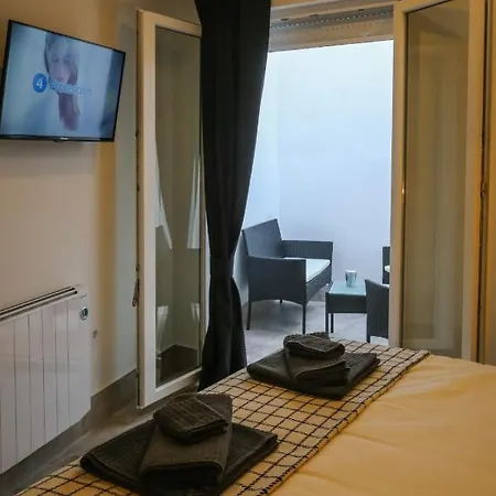 Ohana, Diseno Exclusivo Y Aparcamiento Gratuito A Pie De Calle Apartment *