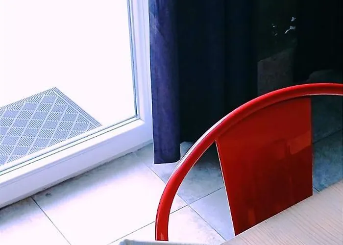 Independiente Con Parking Privado Gratuito Y Terraza De Ensueno Junto Al Teatro