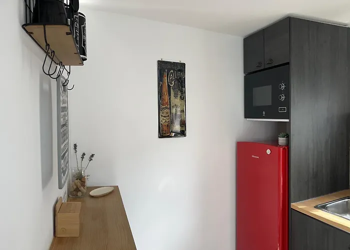 Lejlighed Independiente Con Parking Privado Gratuito Y Terraza De Ensueno Junto Al Teatro