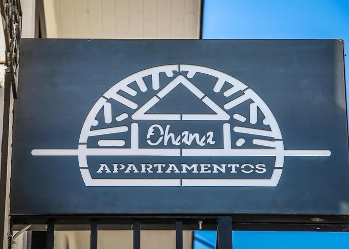 Independiente Con Parking Privado Gratuito Y Terraza De Ensueno Junto Al Teatro Appartamento