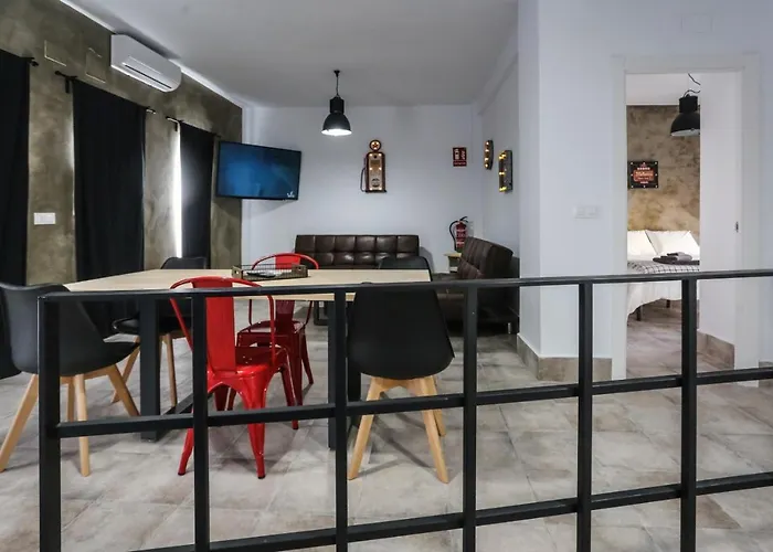Appartamento Independiente Con Parking Privado Gratuito Y Terraza De Ensueno Junto Al Teatro